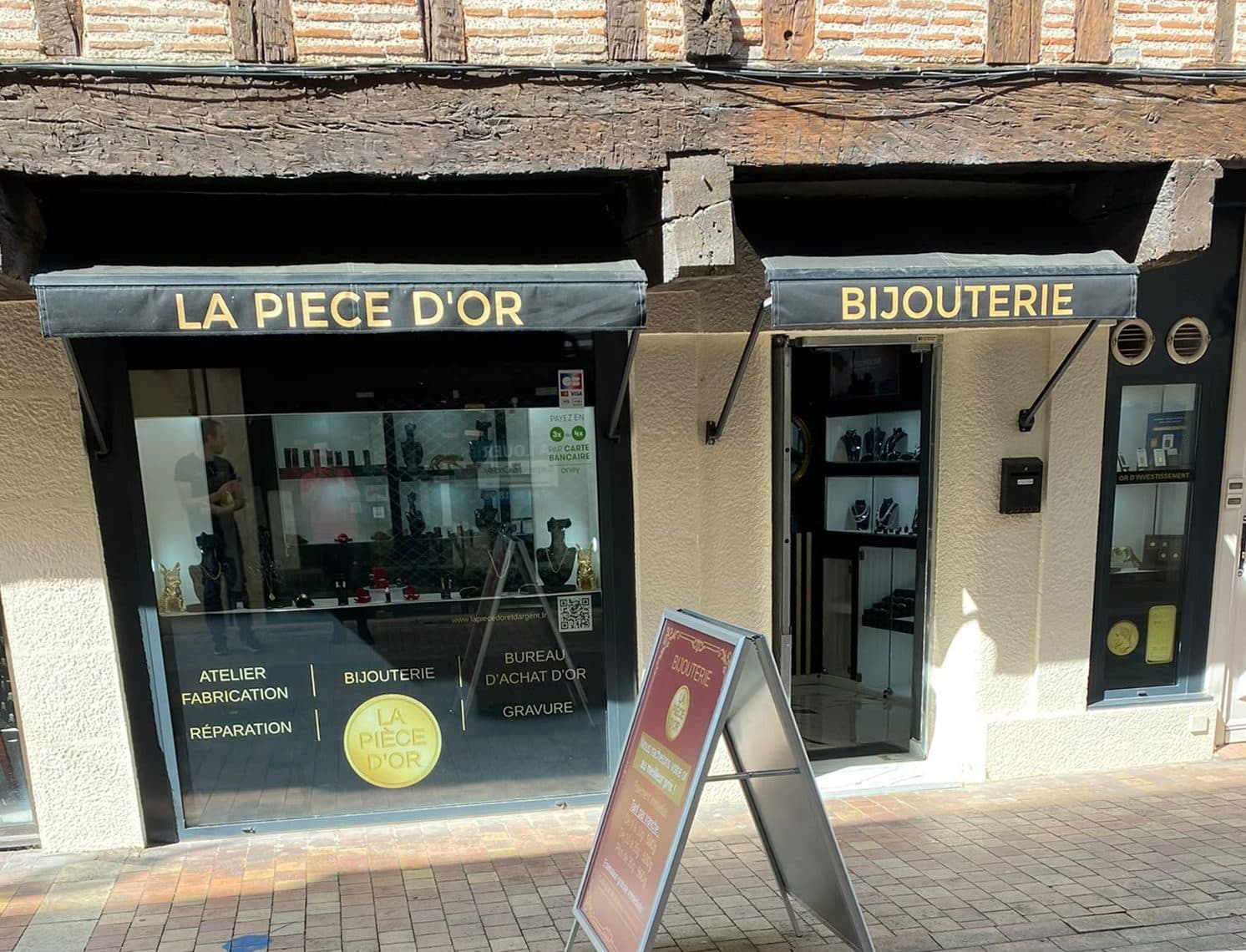 Devanture de La Pièce d'Or, Villeneuve-sur-Lot